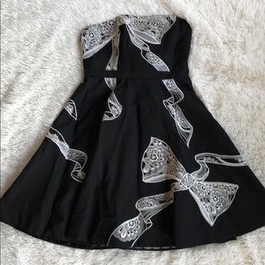 White House Black Market Bow Pattern Dress